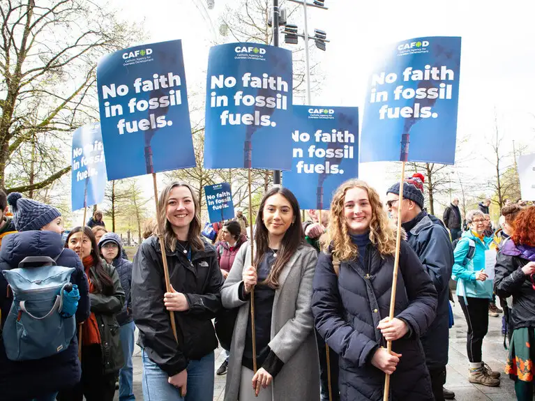 COP28 London march