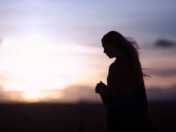 Pray for migrants and refugees